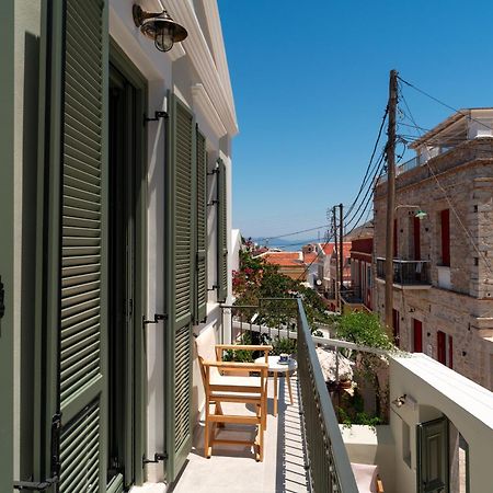 Nisomar Suites Symi Bagian luar foto