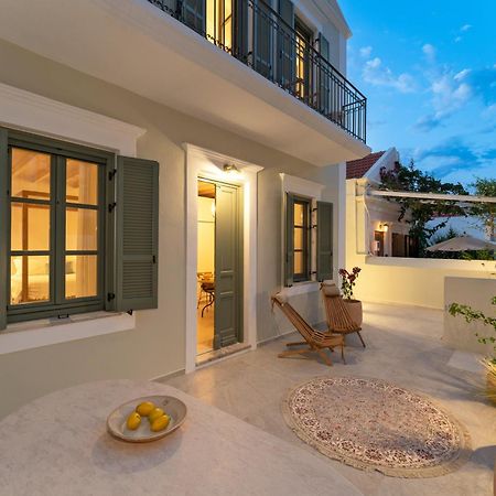 Nisomar Suites Symi Bagian luar foto