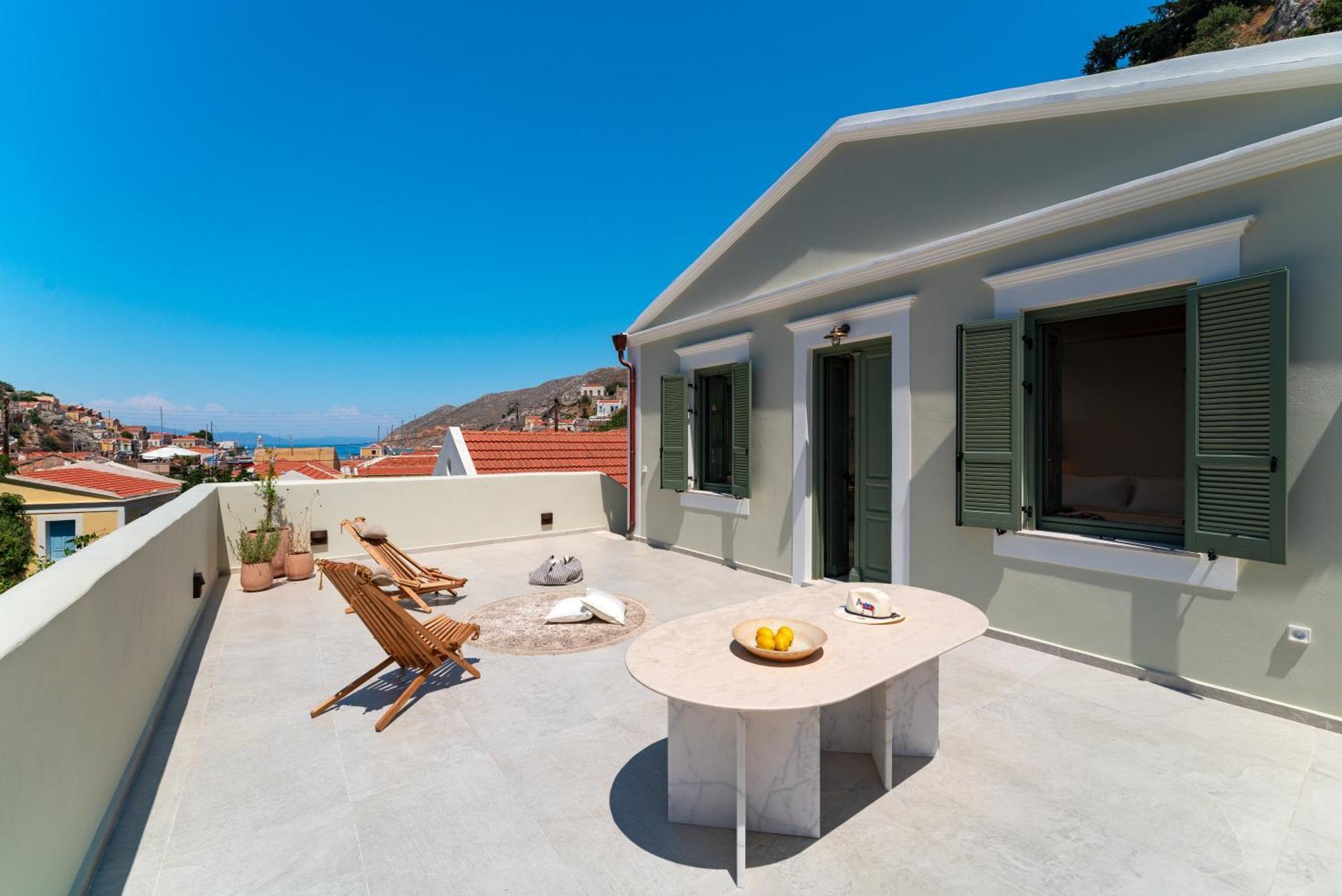 Nisomar Suites Symi Bagian luar foto