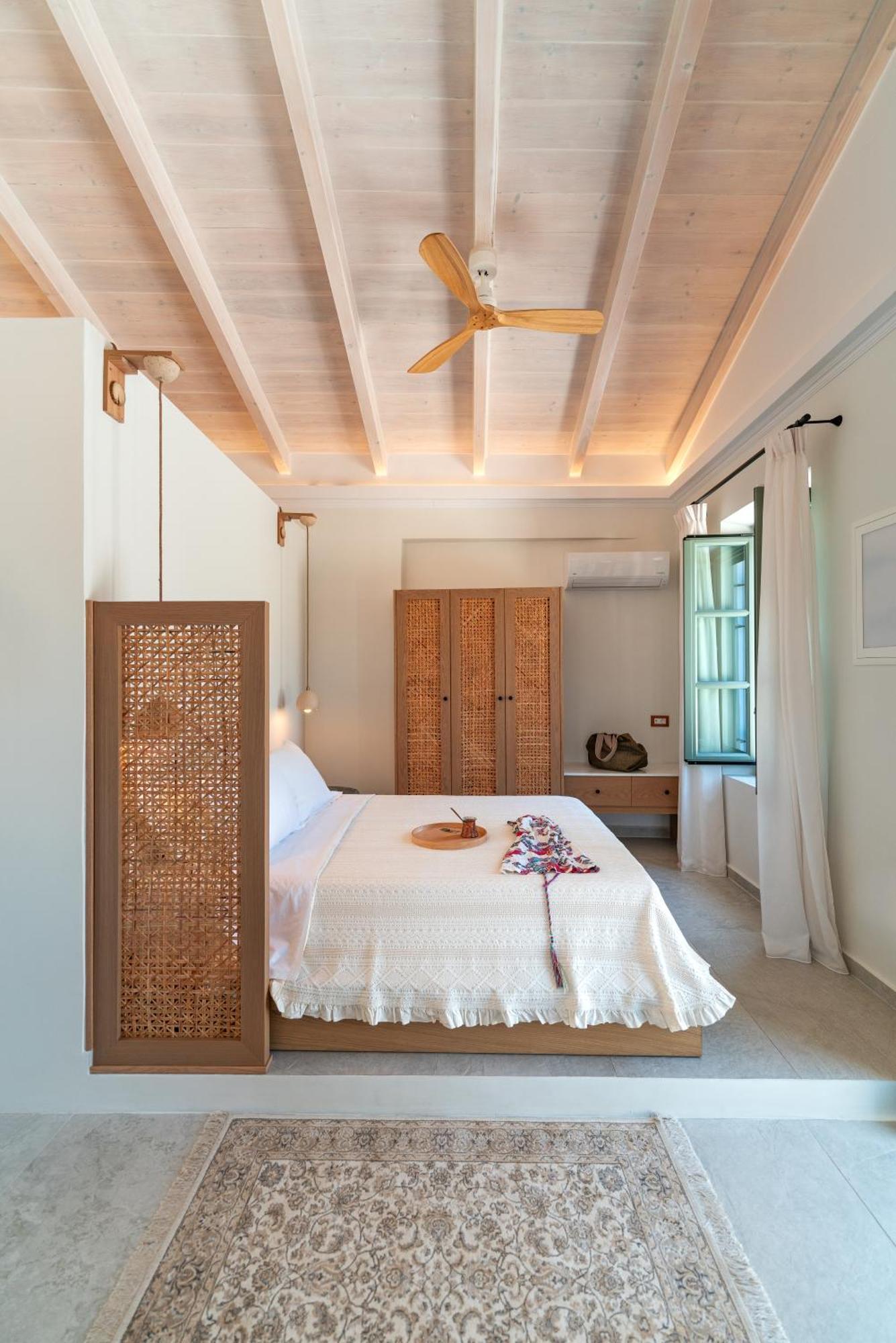Nisomar Suites Symi Bagian luar foto