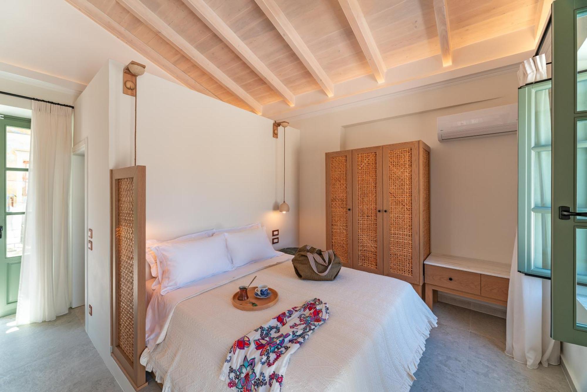 Nisomar Suites Symi Bagian luar foto