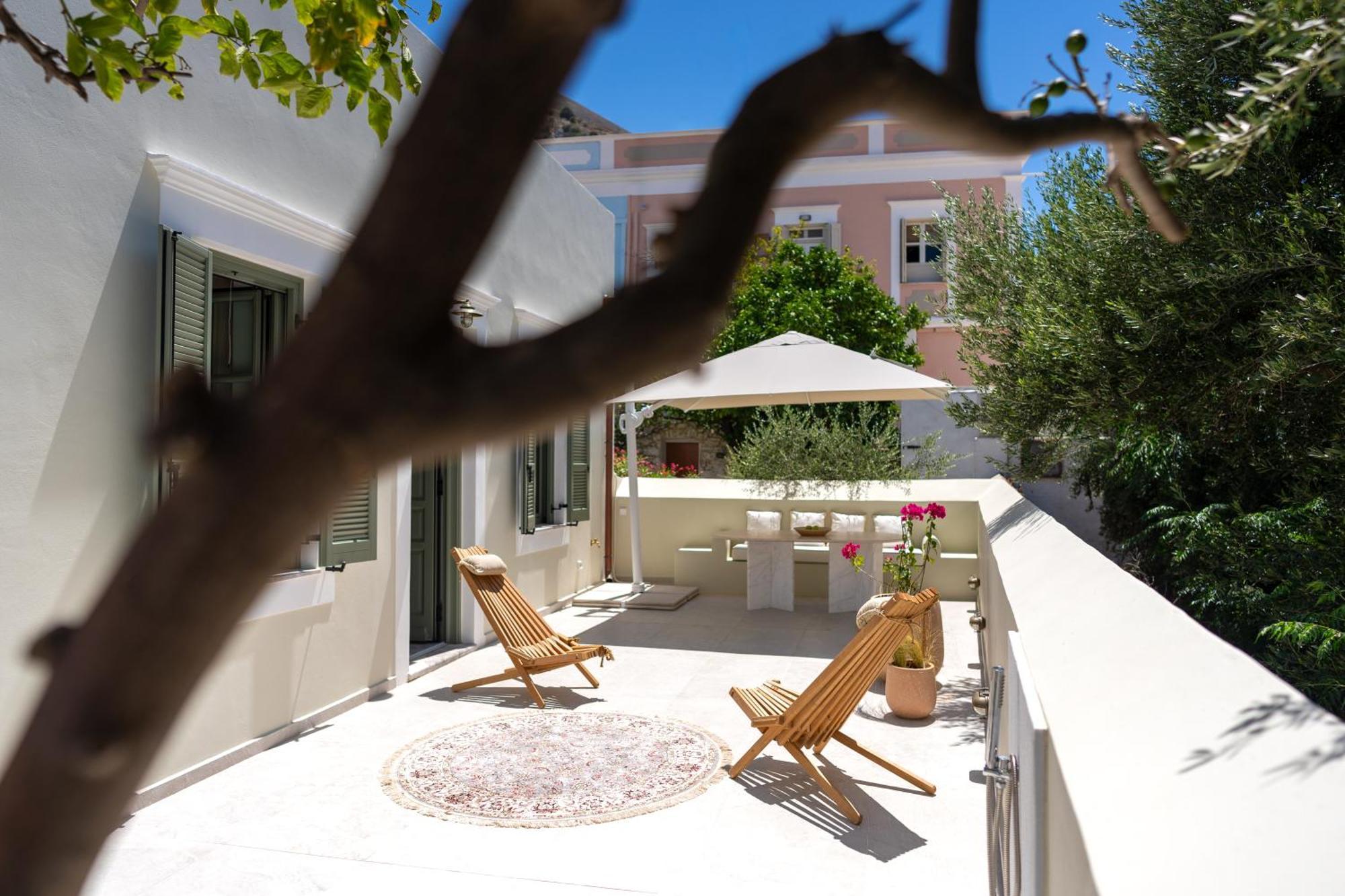 Nisomar Suites Symi Bagian luar foto