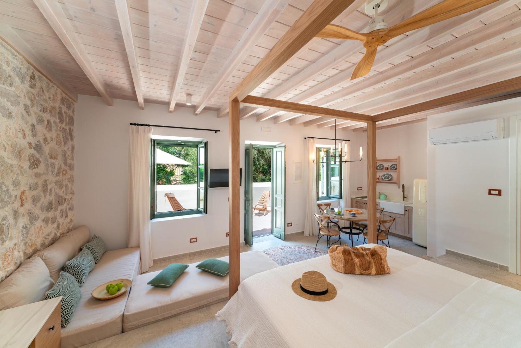 Nisomar Suites Symi Bagian luar foto